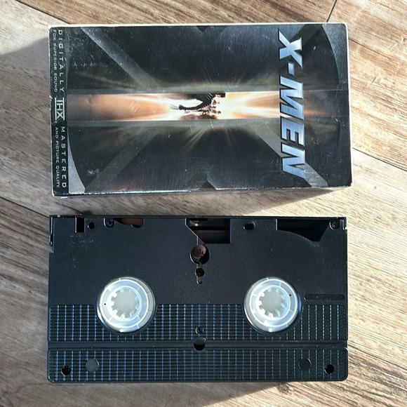 VTG X-Men VHS Tape 📼 - Picture 4 of 4